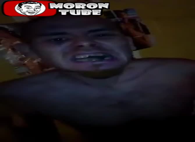 Video :Prisoner consumes a live mouse (warning to the public)